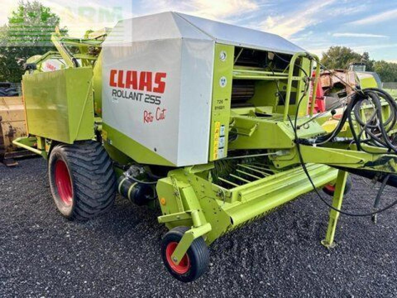 CLAAS rollant 255 rc uniwrap, presse - Kīpu prese: foto 1 CLAAS rollant 255 rc uniwrap, presse - Kīpu prese: foto 1