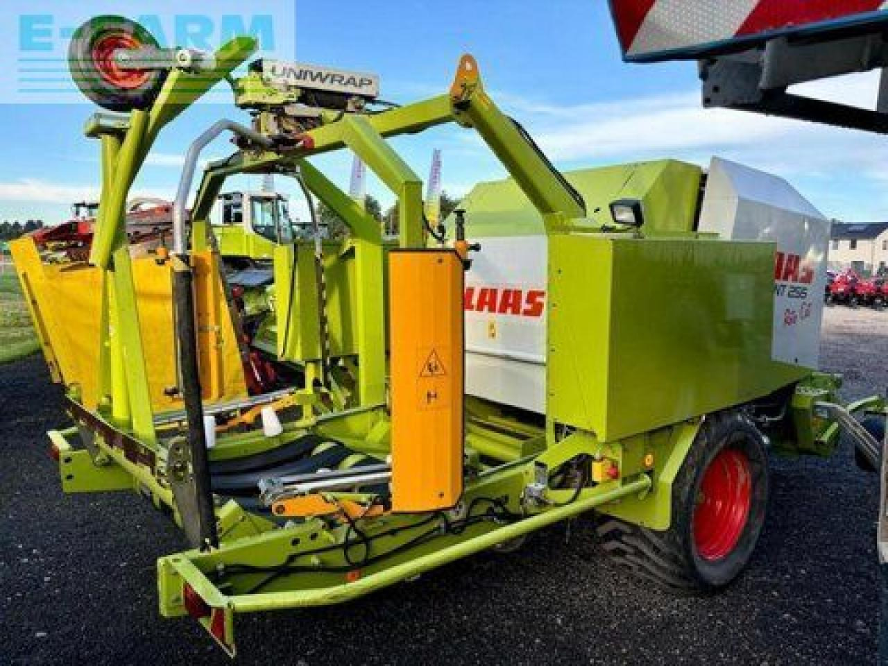 CLAAS rollant 255 rc uniwrap, presse - Kīpu prese: foto 4 CLAAS rollant 255 rc uniwrap, presse - Kīpu prese: foto 4