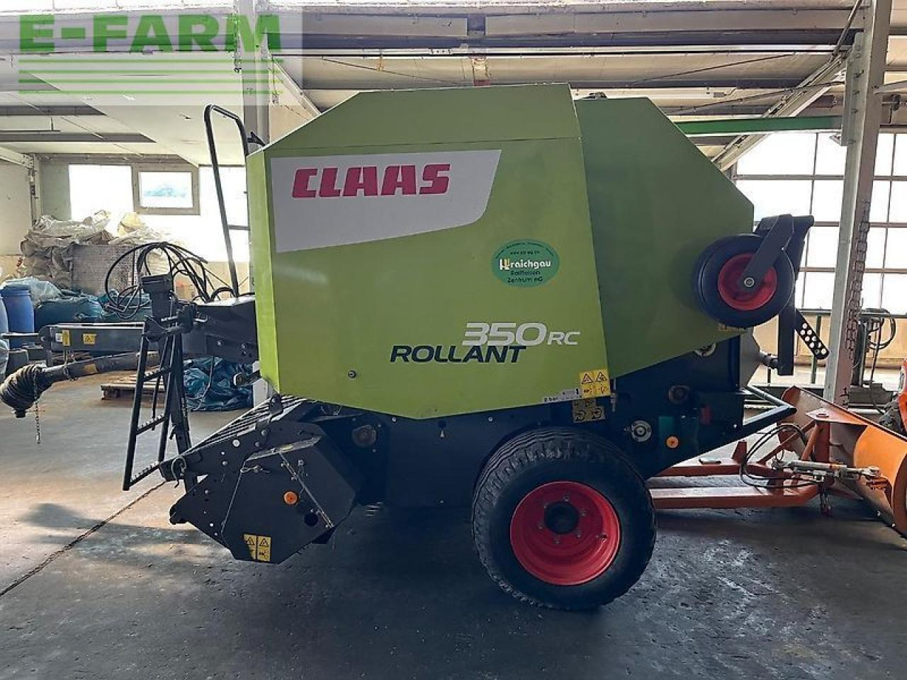 CLAAS rollant 350rc - Kīpu prese: foto 1 CLAAS rollant 350rc - Kīpu prese: foto 1