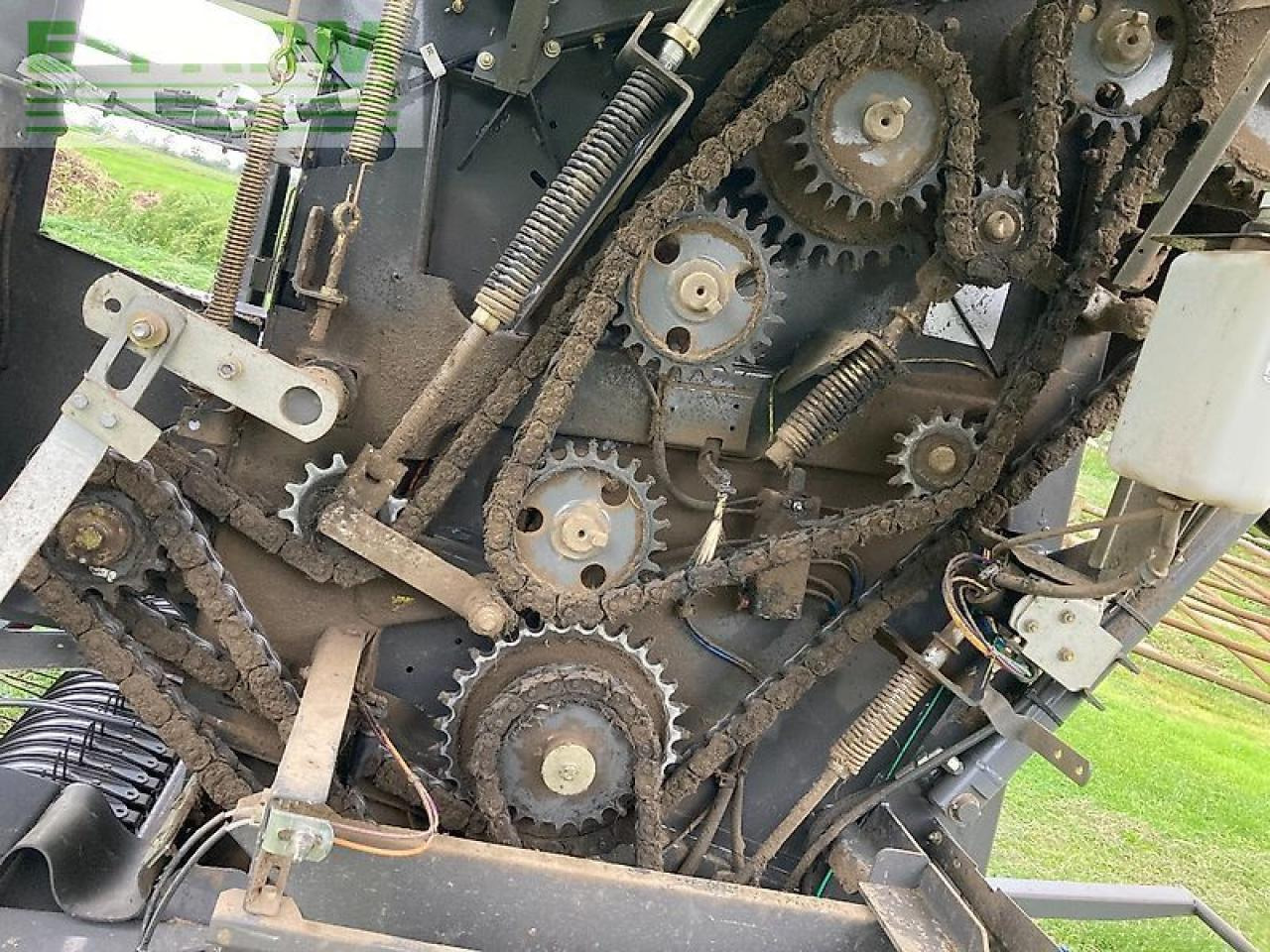 CLAAS rollant 374 rc pro - Kīpu prese: foto 2 CLAAS rollant 374 rc pro - Kīpu prese: foto 2