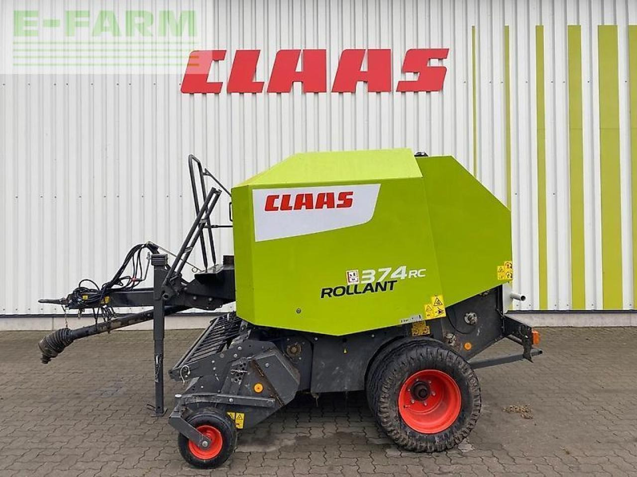 CLAAS rollant 374 rc pro - Kīpu prese: foto 1 CLAAS rollant 374 rc pro - Kīpu prese: foto 1