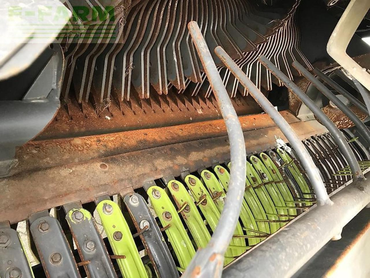 CLAAS rollant uniwrap 455 - Kīpu prese: foto 3 CLAAS rollant uniwrap 455 - Kīpu prese: foto 3