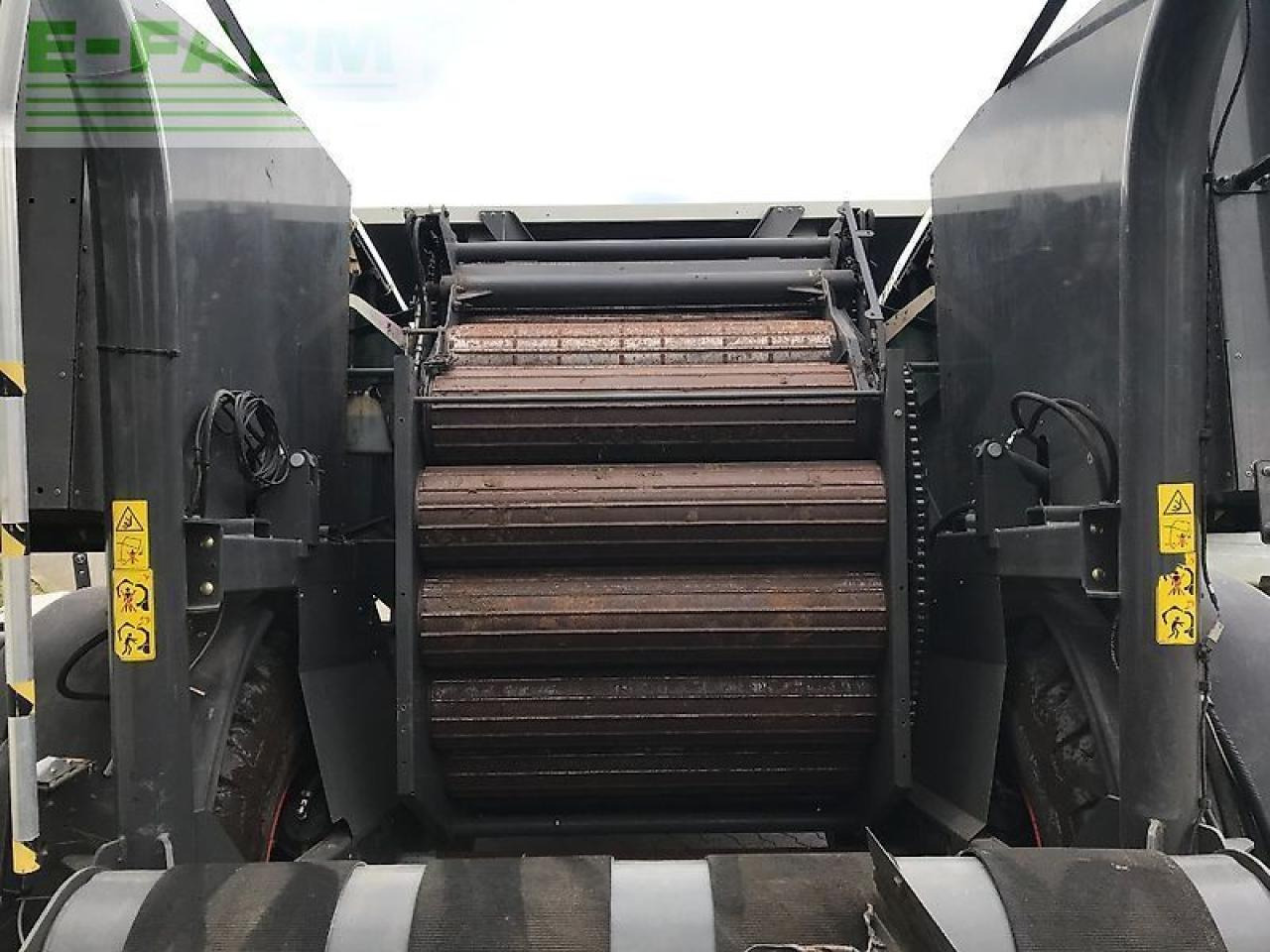 CLAAS rollant uniwrap 455 - Kīpu prese: foto 4 CLAAS rollant uniwrap 455 - Kīpu prese: foto 4