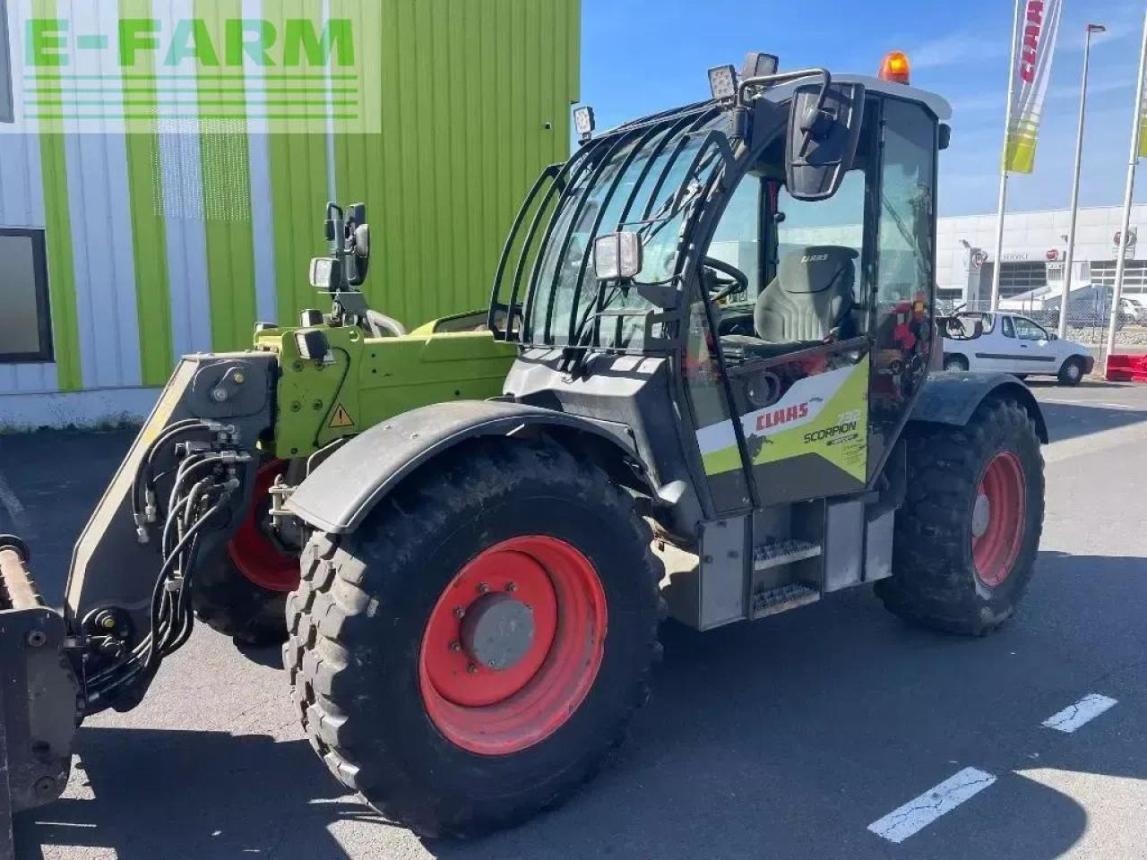 CLAAS scorpion 732 - Teleskopiskais iekrāvējs: foto 1 CLAAS scorpion 732 - Teleskopiskais iekrāvējs: foto 1