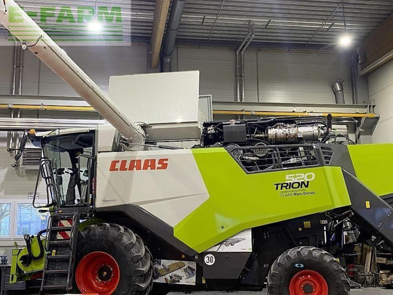 CLAAS trion 520 mit vario 560 - Labības kombains: foto 5 CLAAS trion 520 mit vario 560 - Labības kombains: foto 5