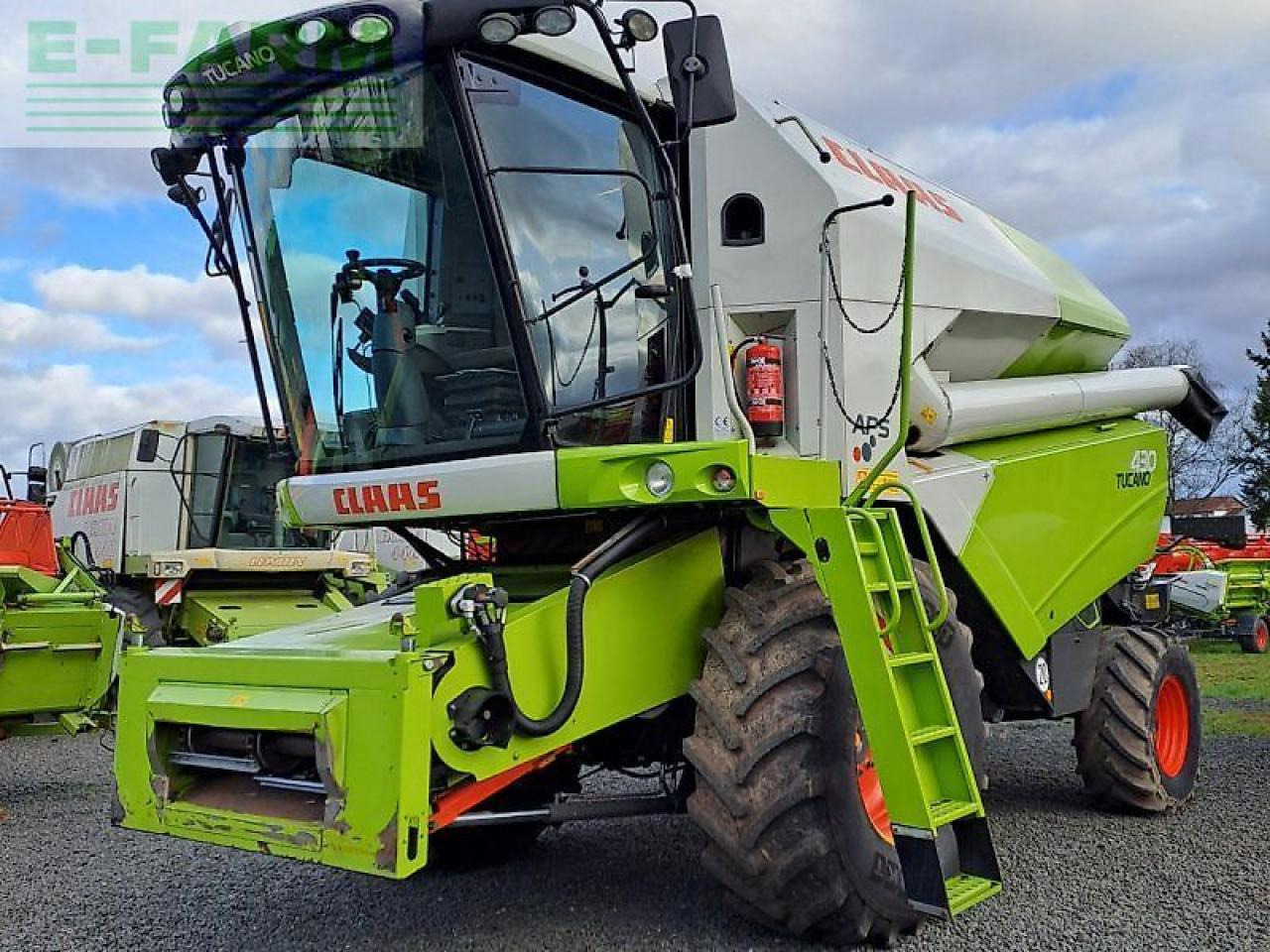 CLAAS tucano 430 - Labības kombains: foto 2 CLAAS tucano 430 - Labības kombains: foto 2