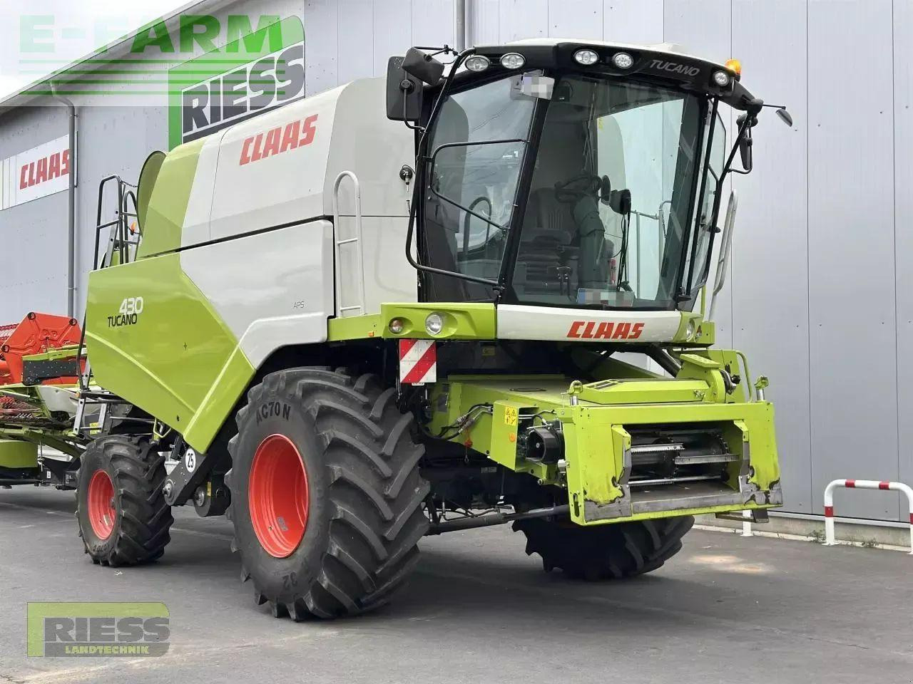 CLAAS tucano 430 vario 560 l34 - Labības kombains: foto 2 CLAAS tucano 430 vario 560 l34 - Labības kombains: foto 2