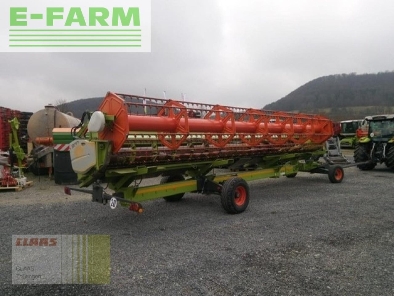 CLAAS v 900 + tw - Traktors: foto 4 CLAAS v 900 + tw - Traktors: foto 4
