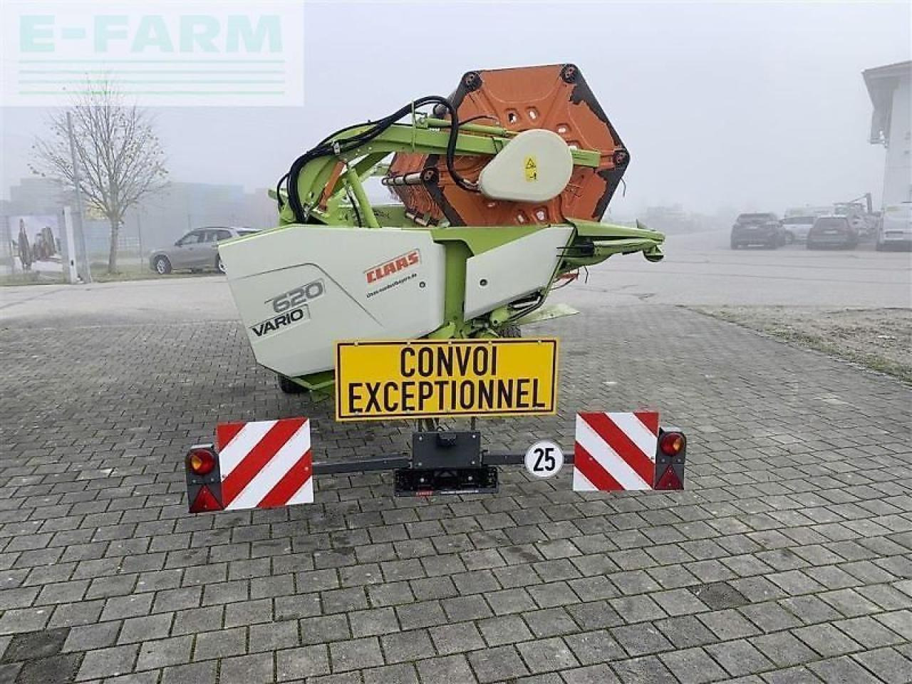 CLAAS vario v 620 - Lopbarības kombaina papildaprīkojums: foto 4 CLAAS vario v 620 - Lopbarības kombaina papildaprīkojums: foto 4