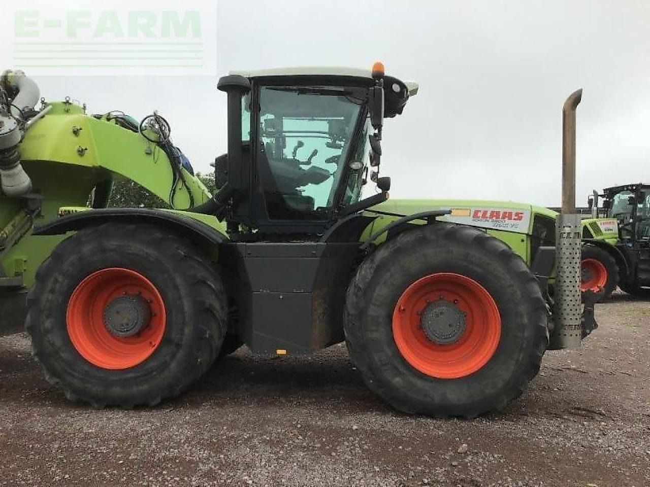 CLAAS xerion 3800 trac vc TRAC VC - Traktors: foto 5 CLAAS xerion 3800 trac vc TRAC VC - Traktors: foto 5