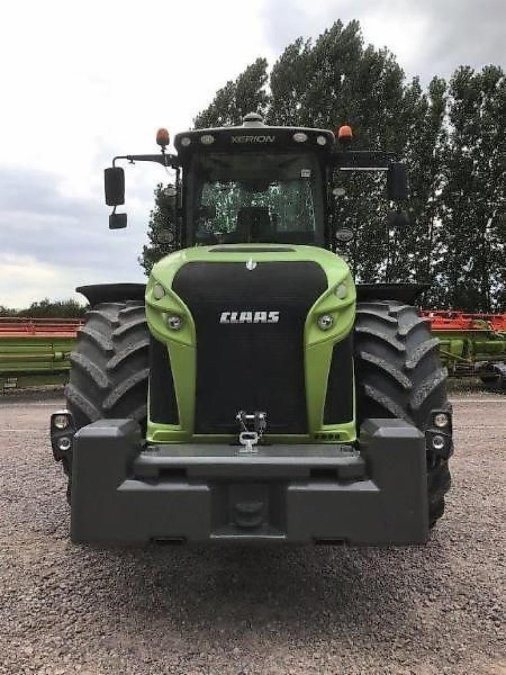 CLAAS xerion 4000 trac vc TRAC VC - Traktors: foto 2 CLAAS xerion 4000 trac vc TRAC VC - Traktors: foto 2
