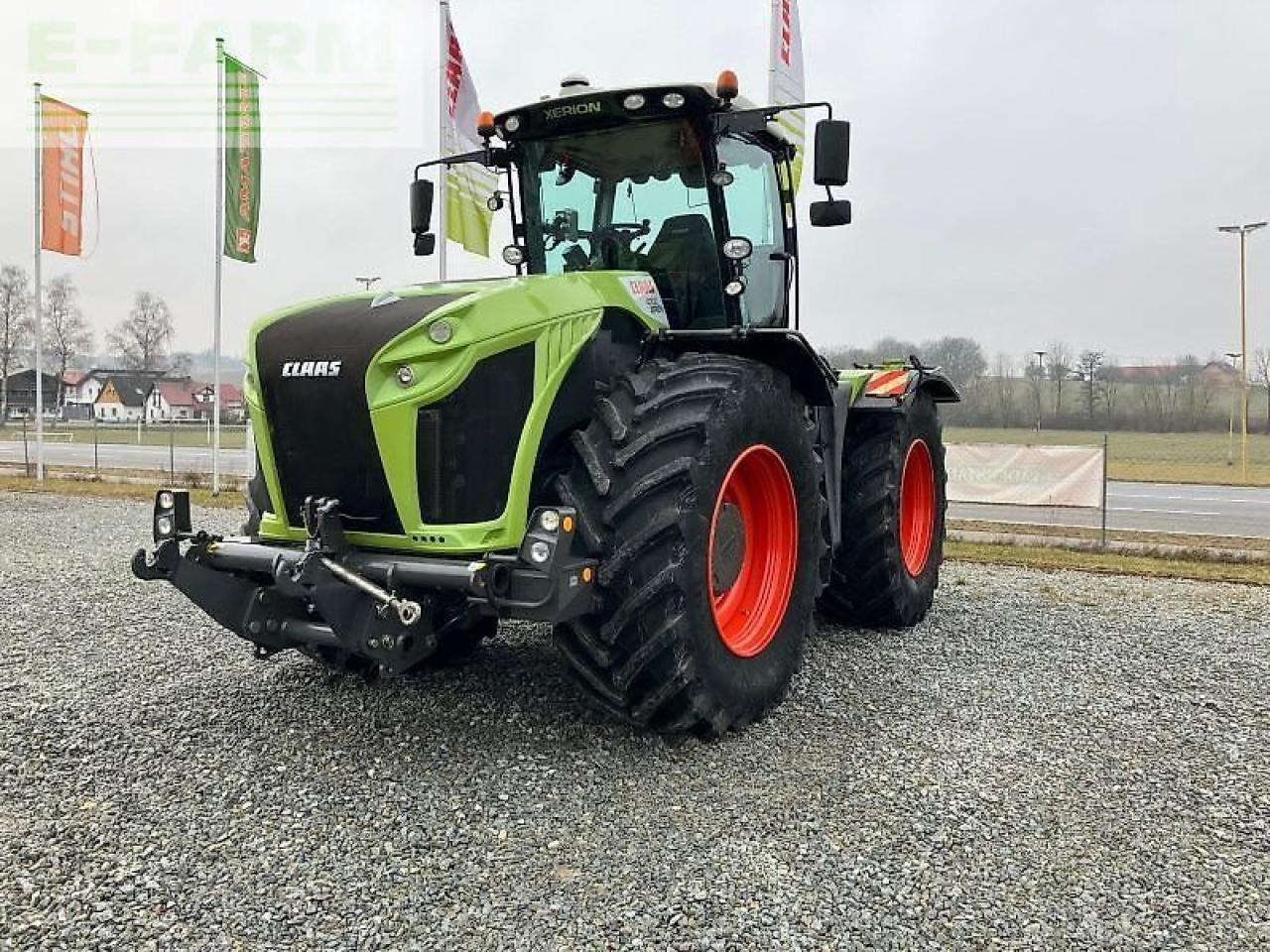 CLAAS xerion 4000 vc - Traktors: foto 3 CLAAS xerion 4000 vc - Traktors: foto 3