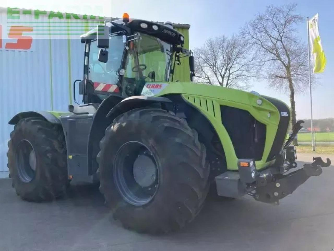 CLAAS xerion 4200 trac vc TRAC VC - Traktors: foto 3 CLAAS xerion 4200 trac vc TRAC VC - Traktors: foto 3