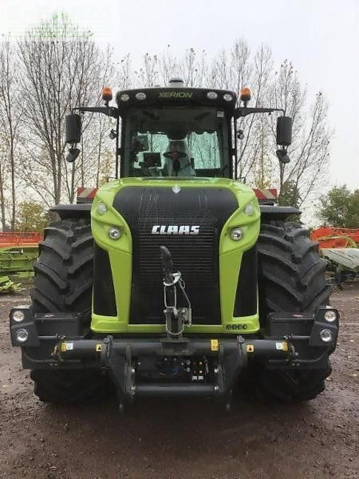 CLAAS xerion 4200 trac vc TRAC VC - Traktors: foto 3 CLAAS xerion 4200 trac vc TRAC VC - Traktors: foto 3