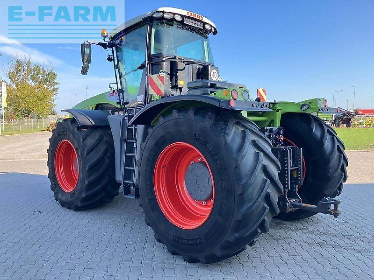 CLAAS xerion 5000 - Traktors: foto 5 CLAAS xerion 5000 - Traktors: foto 5