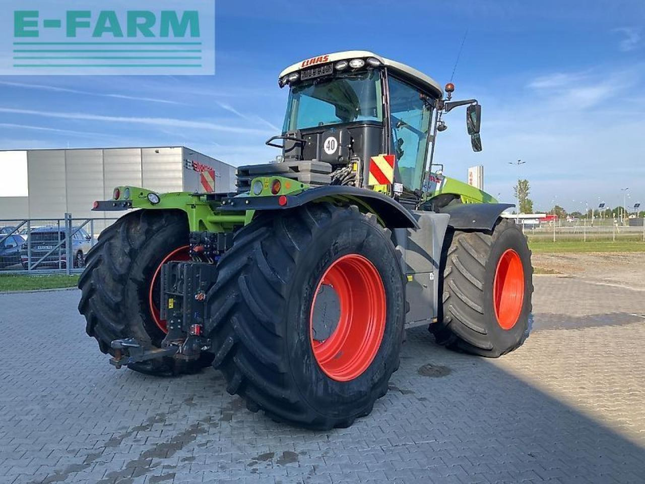 CLAAS xerion 5000 - Traktors: foto 3 CLAAS xerion 5000 - Traktors: foto 3