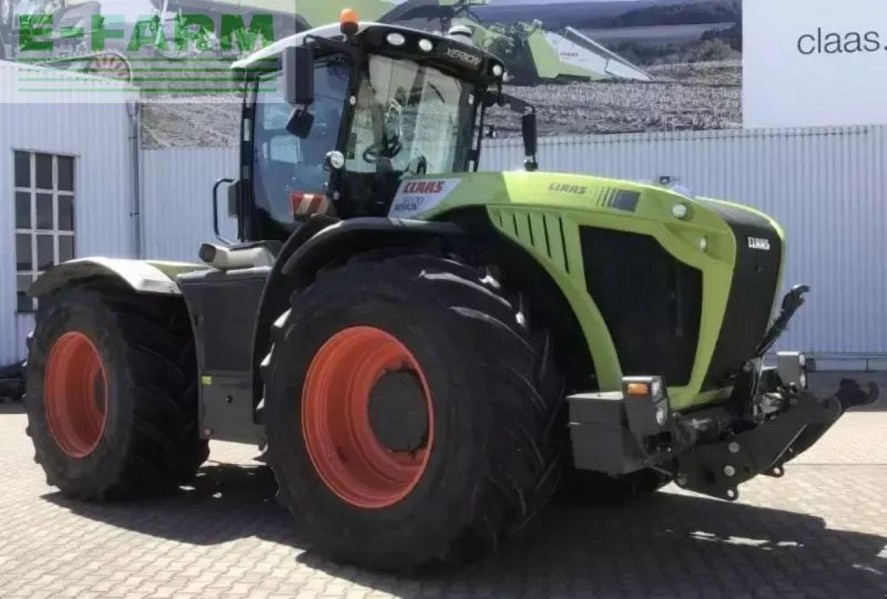 CLAAS xerion 5000 trac vc TRAC VC - Traktors: foto 4 CLAAS xerion 5000 trac vc TRAC VC - Traktors: foto 4