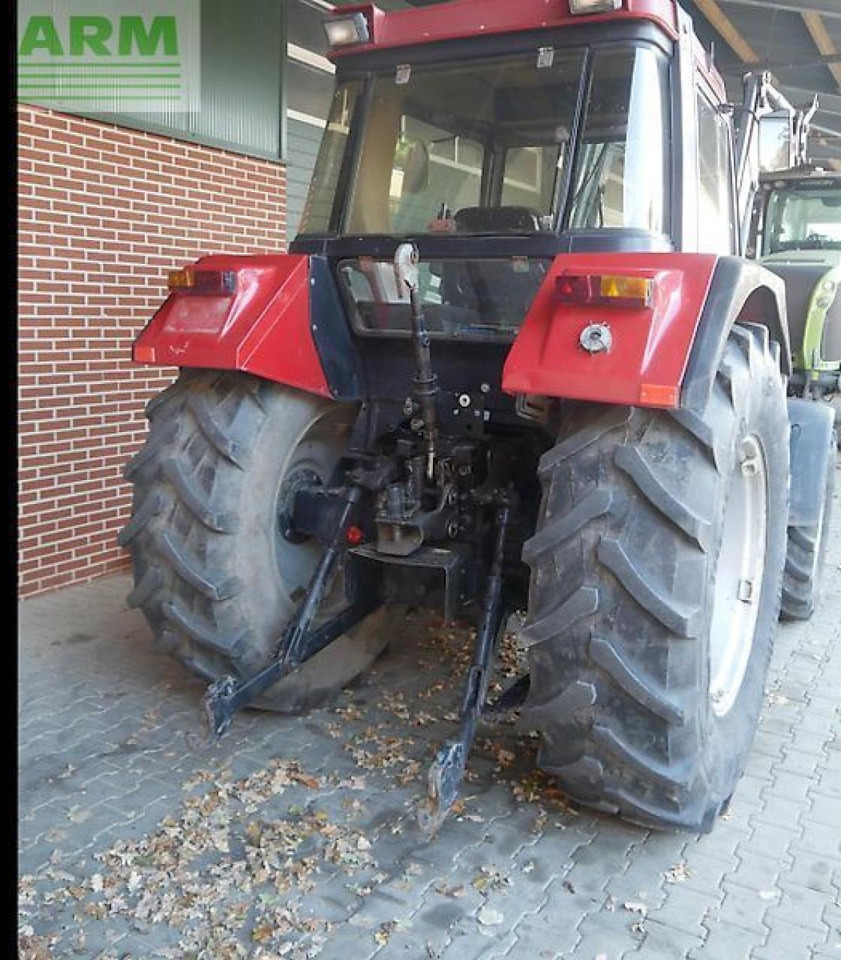 Case-IH 844 xl+ - Traktors: foto 4 Case-IH 844 xl+ - Traktors: foto 4