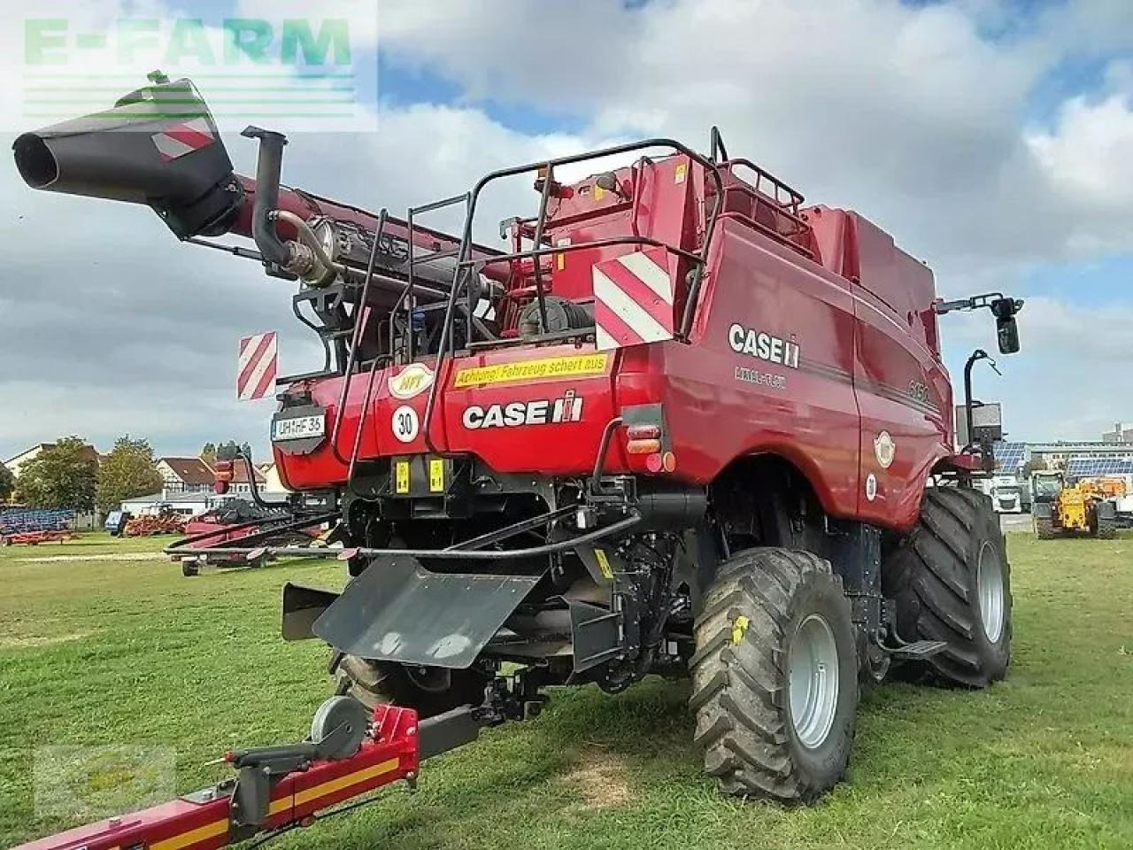 Case-IH axial-flow 6150 inkl. 6,70 m schneidwerk und wagen - Labības kombains: foto 4 Case-IH axial-flow 6150 inkl. 6,70 m schneidwerk und wagen - Labības kombains: foto 4