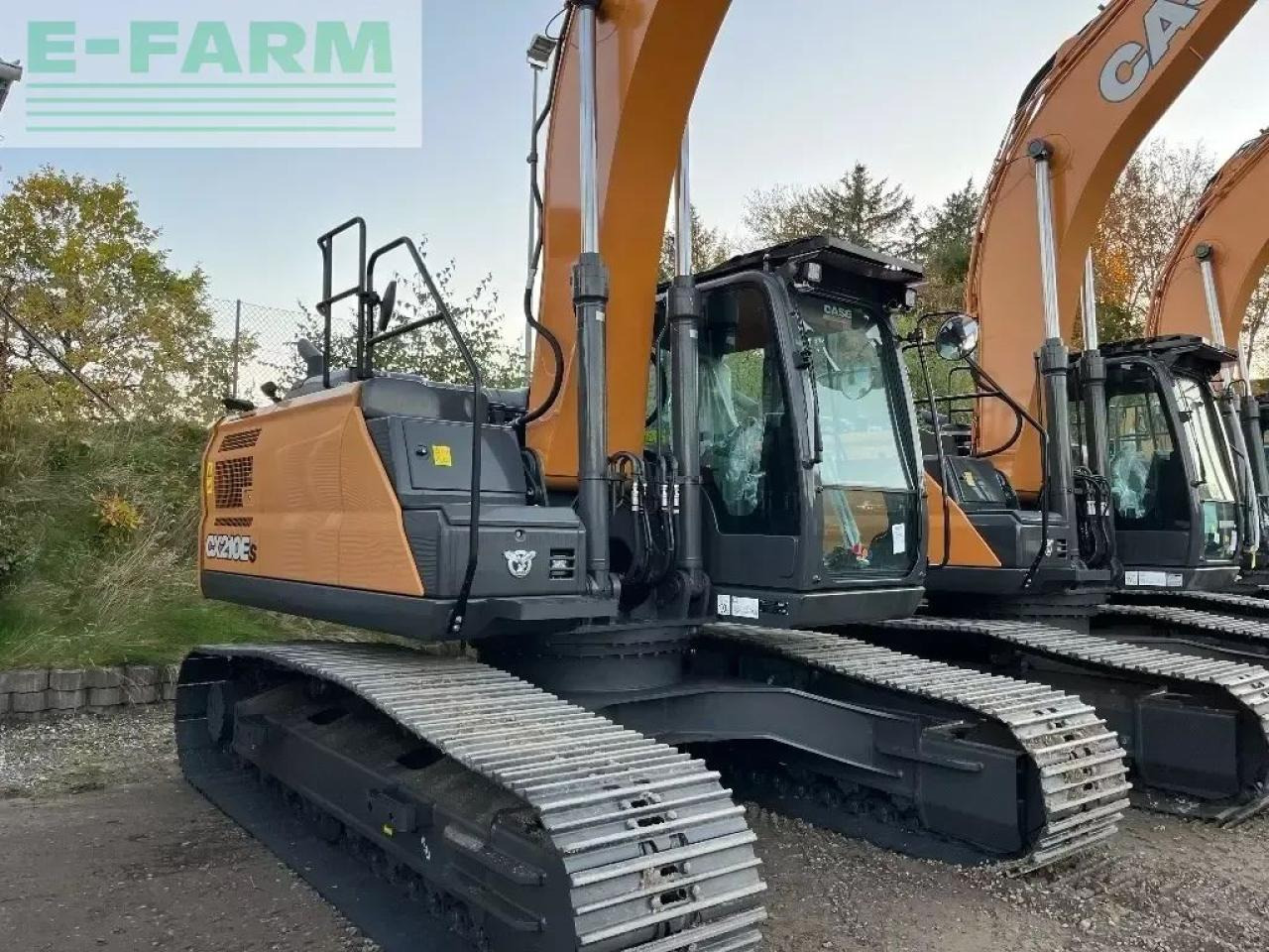 Case-IH cx210 e - Kāpurķēžu ekskavators: foto 1 Case-IH cx210 e - Kāpurķēžu ekskavators: foto 1