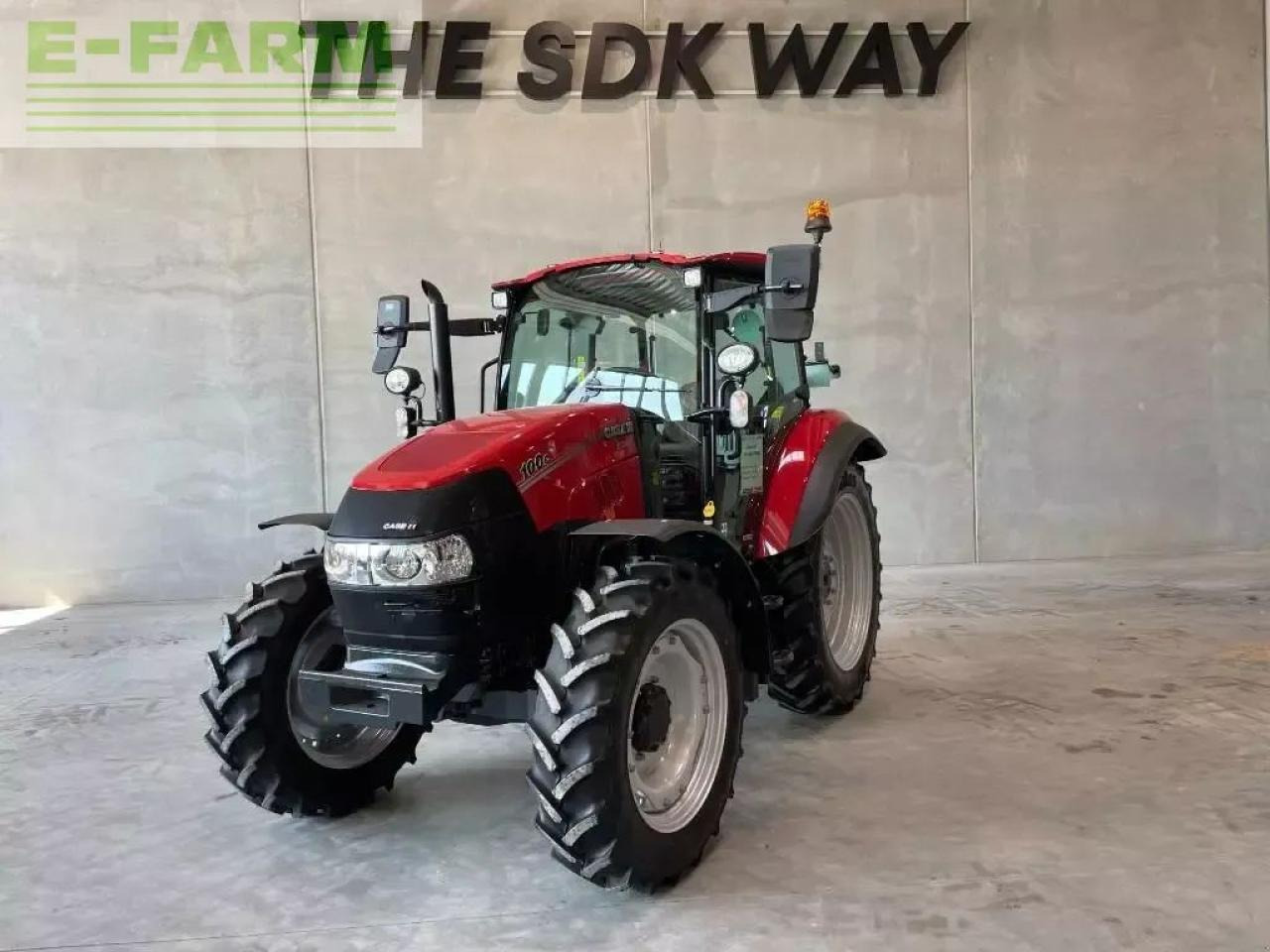 Case-IH farmall 100 c - Traktors: foto 1 Case-IH farmall 100 c - Traktors: foto 1