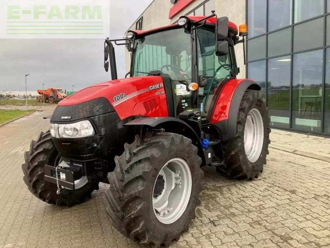 Case-IH farmall 100a - Traktors: foto 1 Case-IH farmall 100a - Traktors: foto 1