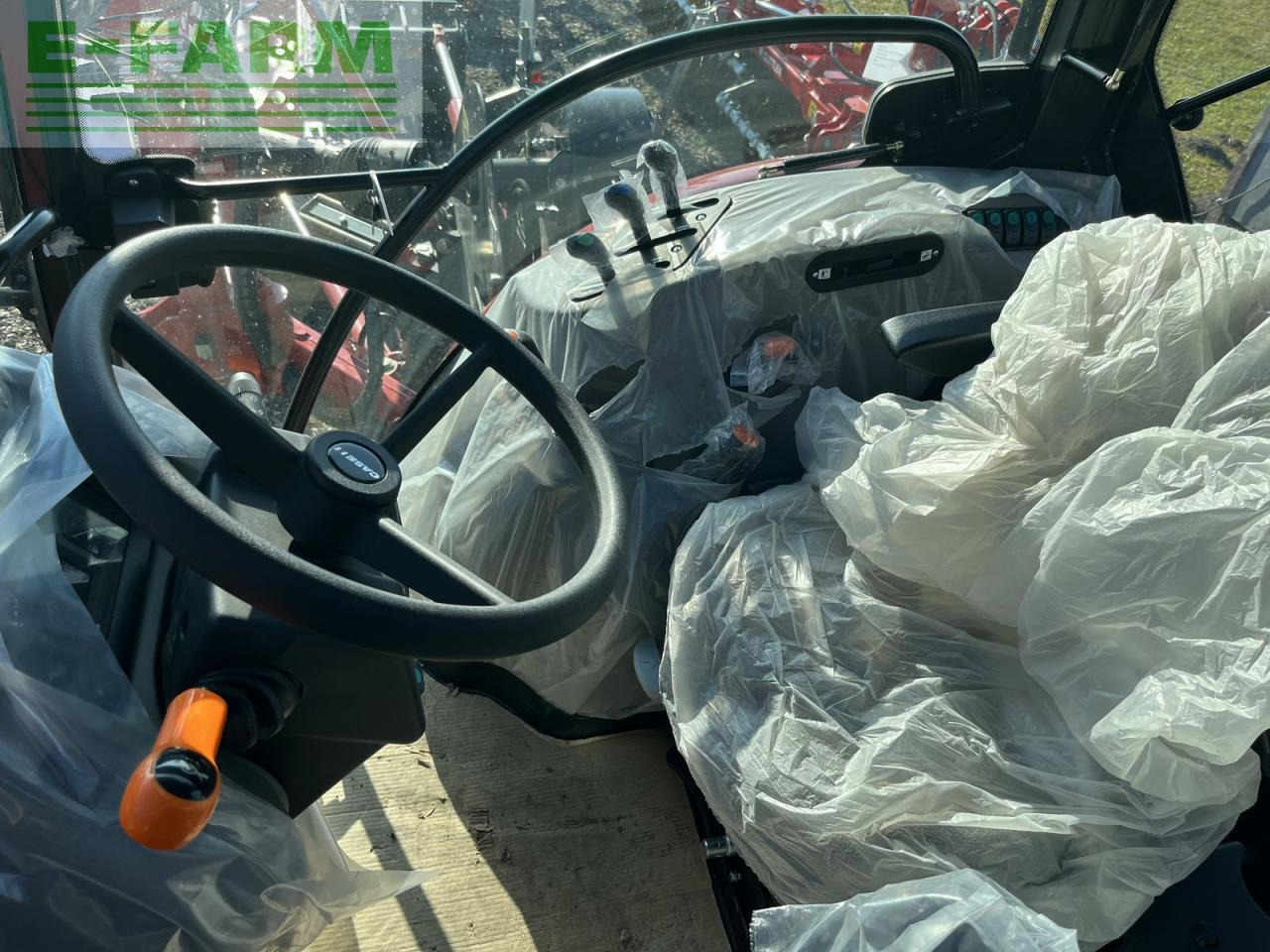 Case-IH farmall 55 a (stage v) - Traktors: foto 4 Case-IH farmall 55 a (stage v) - Traktors: foto 4