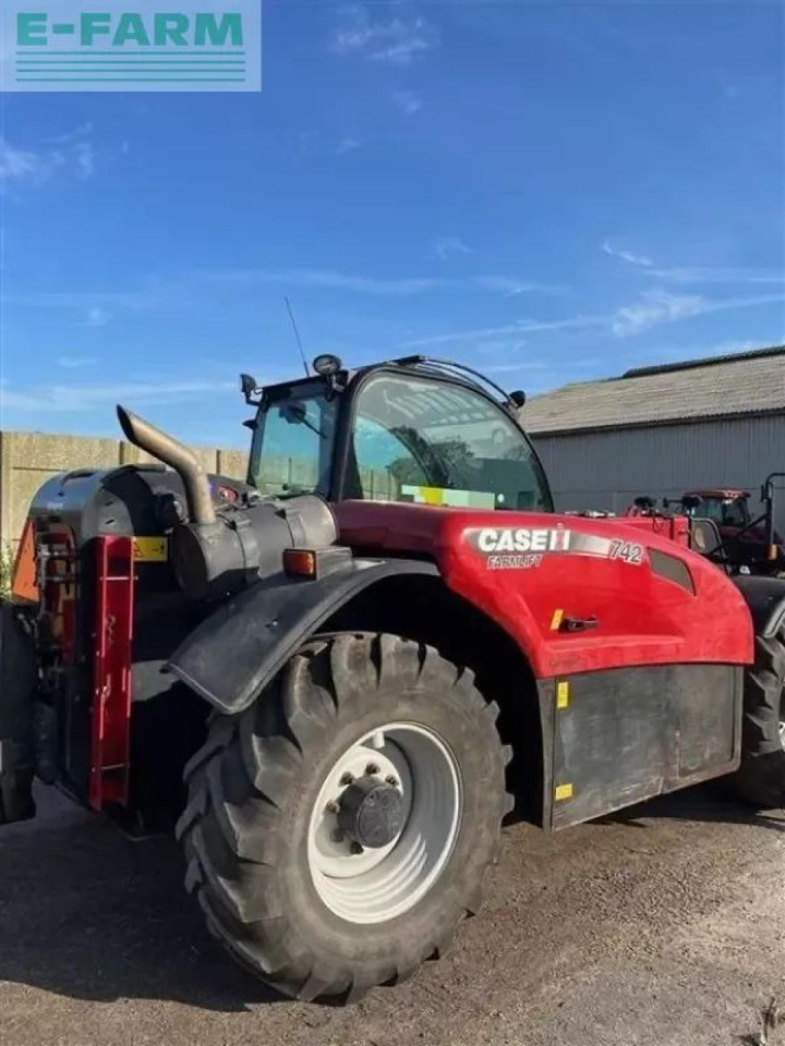 Case-IH farmlift 742 - Teleskopiskais iekrāvējs: foto 2 Case-IH farmlift 742 - Teleskopiskais iekrāvējs: foto 2