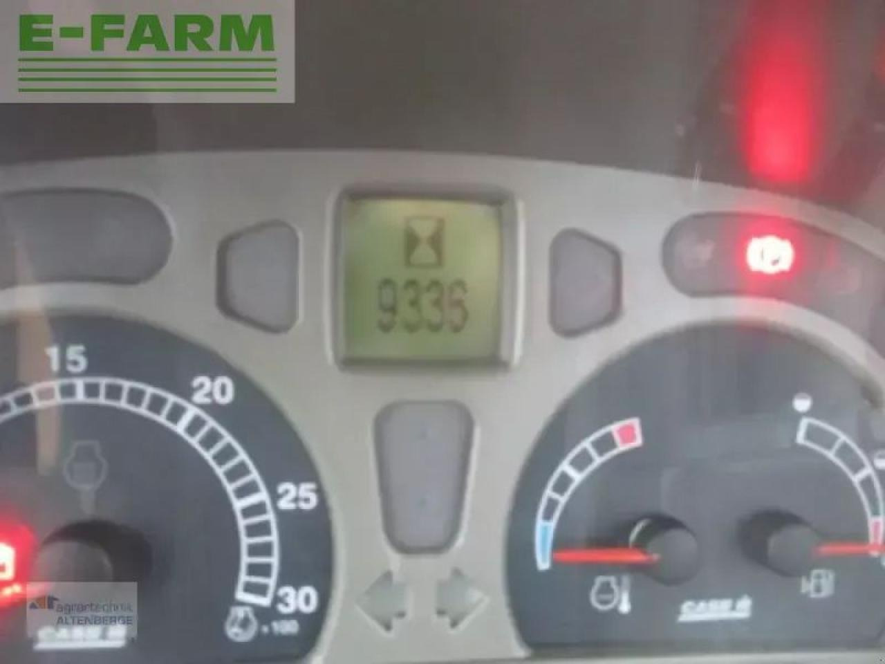 Traktors Case-IH jxu 1090: foto 10