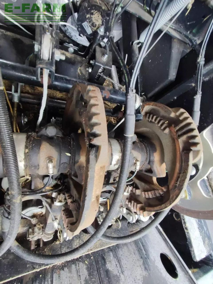 Case-IH lb434r xl - Kīpu prese: foto 5 Case-IH lb434r xl - Kīpu prese: foto 5