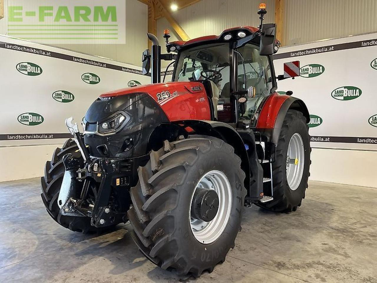 Case-IH optum 250 cvxdrive - Traktors: foto 1 Case-IH optum 250 cvxdrive - Traktors: foto 1