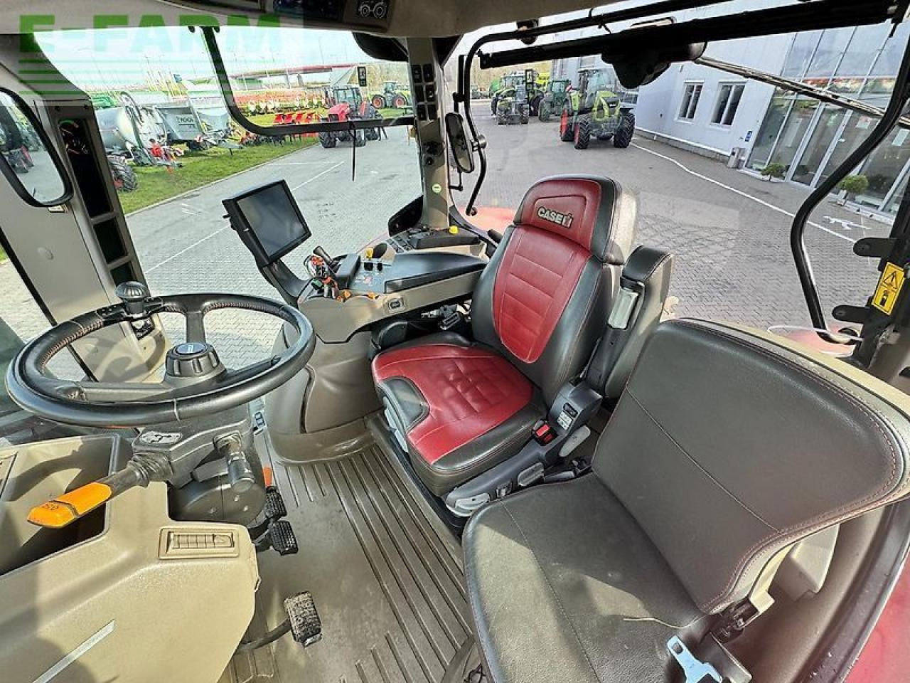 Traktors Case-IH optum 270: foto 12