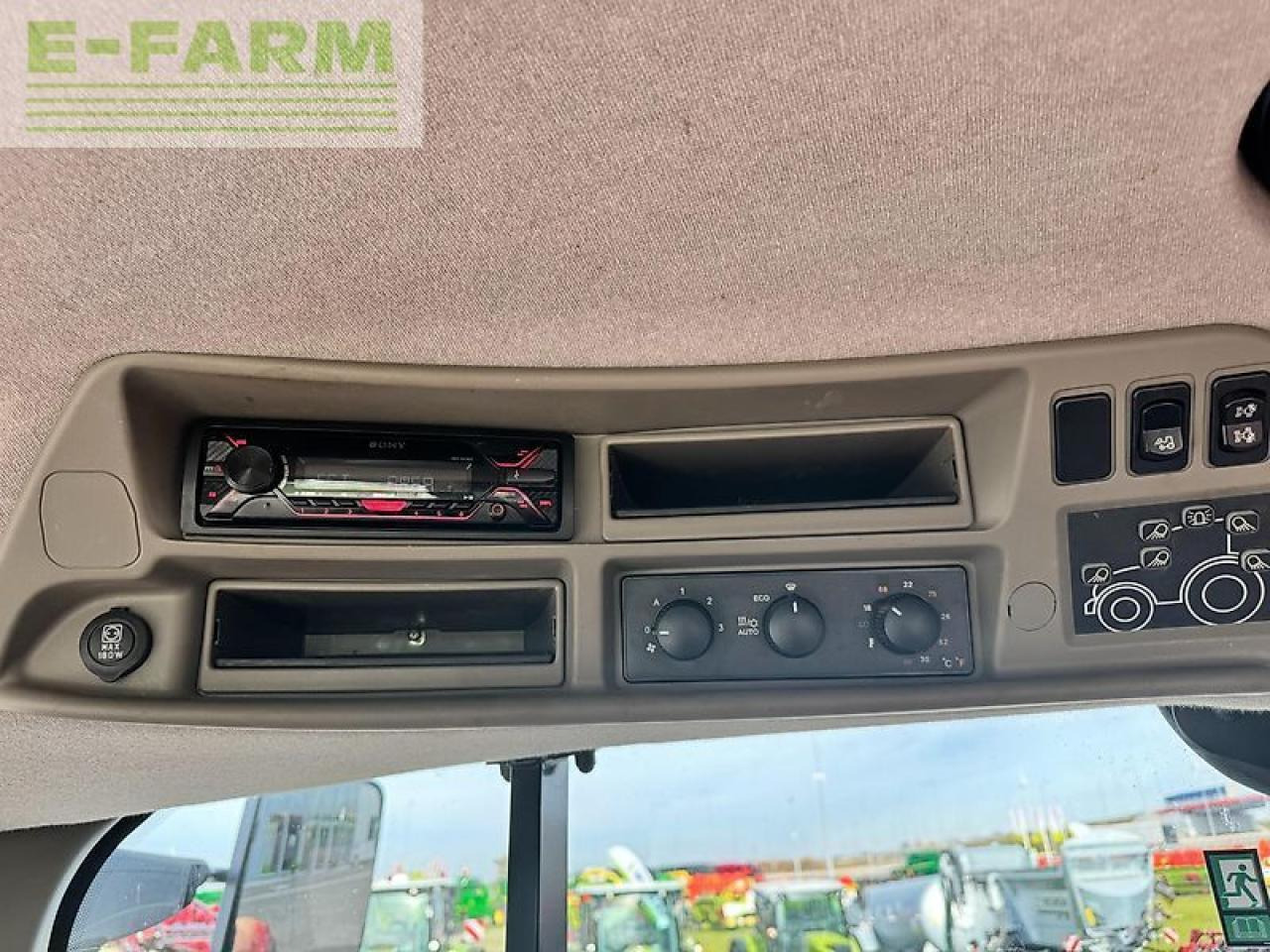 Traktors Case-IH optum 270: foto 15