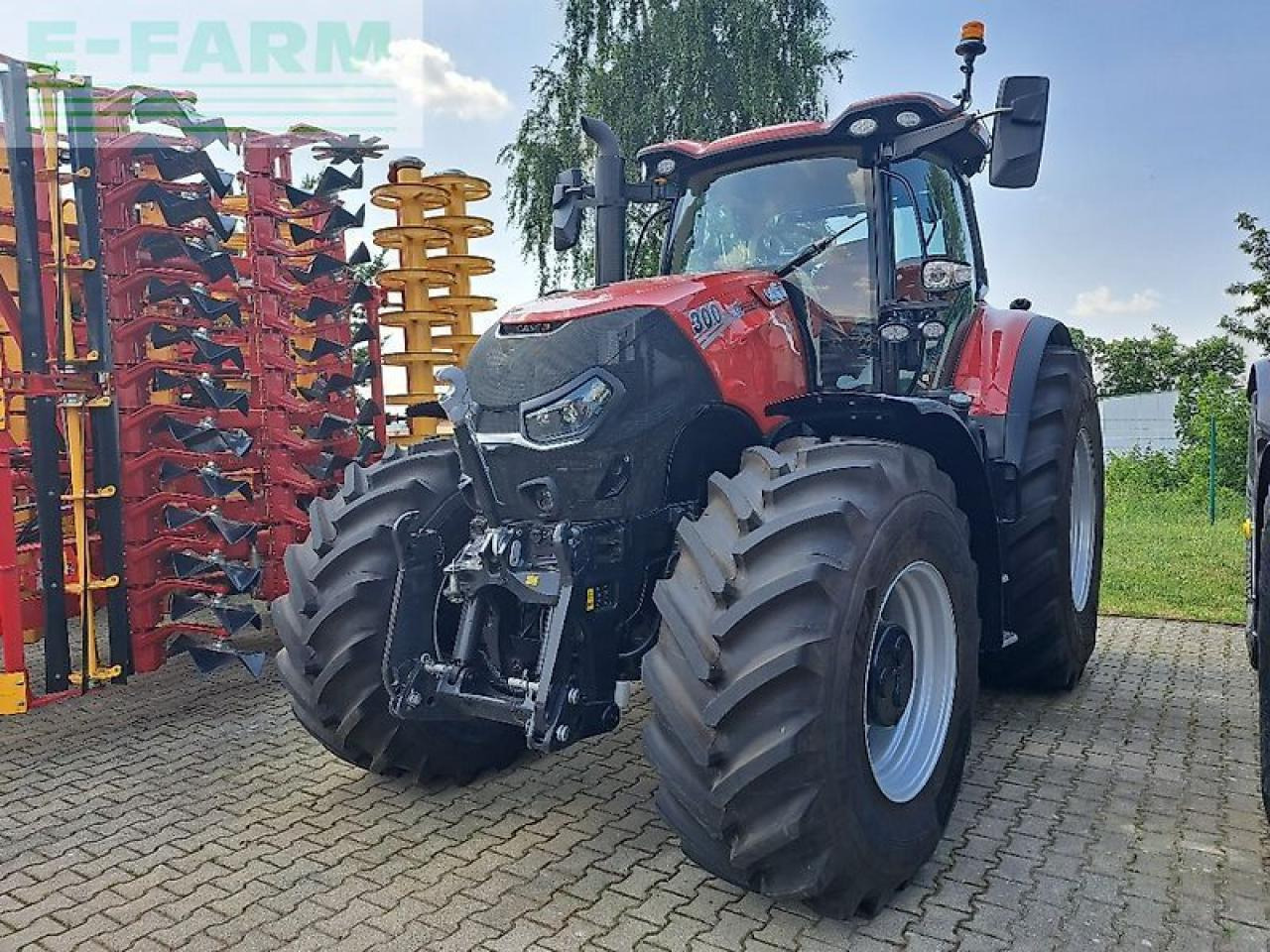 Case-IH optum 300 cvx CVX - Traktors: foto 1 Case-IH optum 300 cvx CVX - Traktors: foto 1