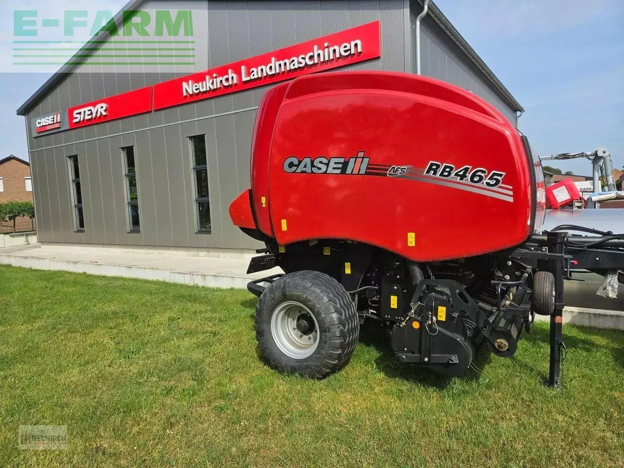 Case-IH rb465 vc rotor-cutter - Kīpu prese: foto 1 Case-IH rb465 vc rotor-cutter - Kīpu prese: foto 1
