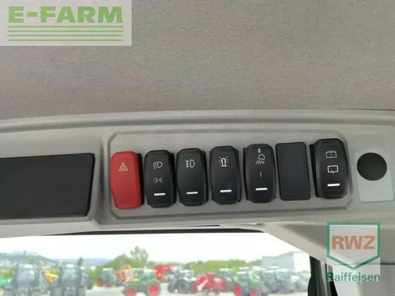 Mini-ekskavators Caterpillar 906 radlader: foto 13