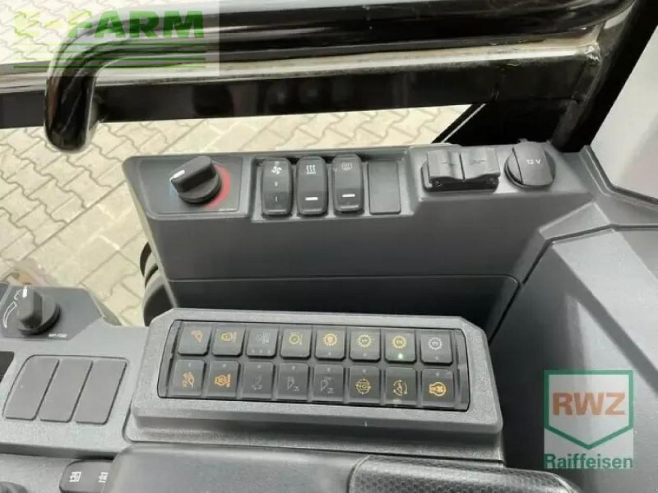 Mini-ekskavators Caterpillar 906 radlader: foto 11