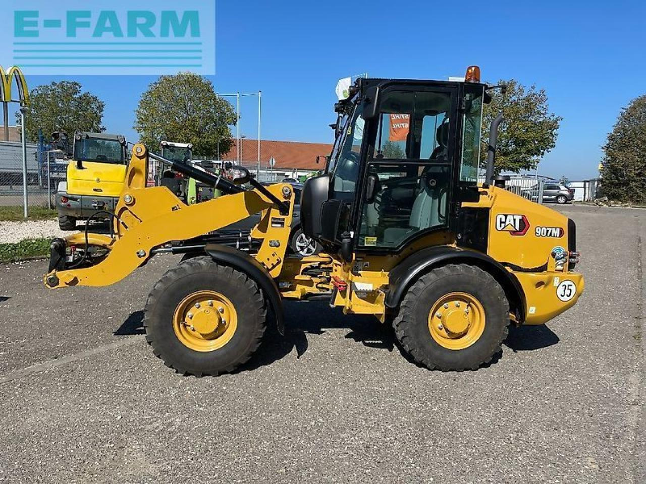 Caterpillar 907m - Mini-ekskavators: foto 2 Caterpillar 907m - Mini-ekskavators: foto 2