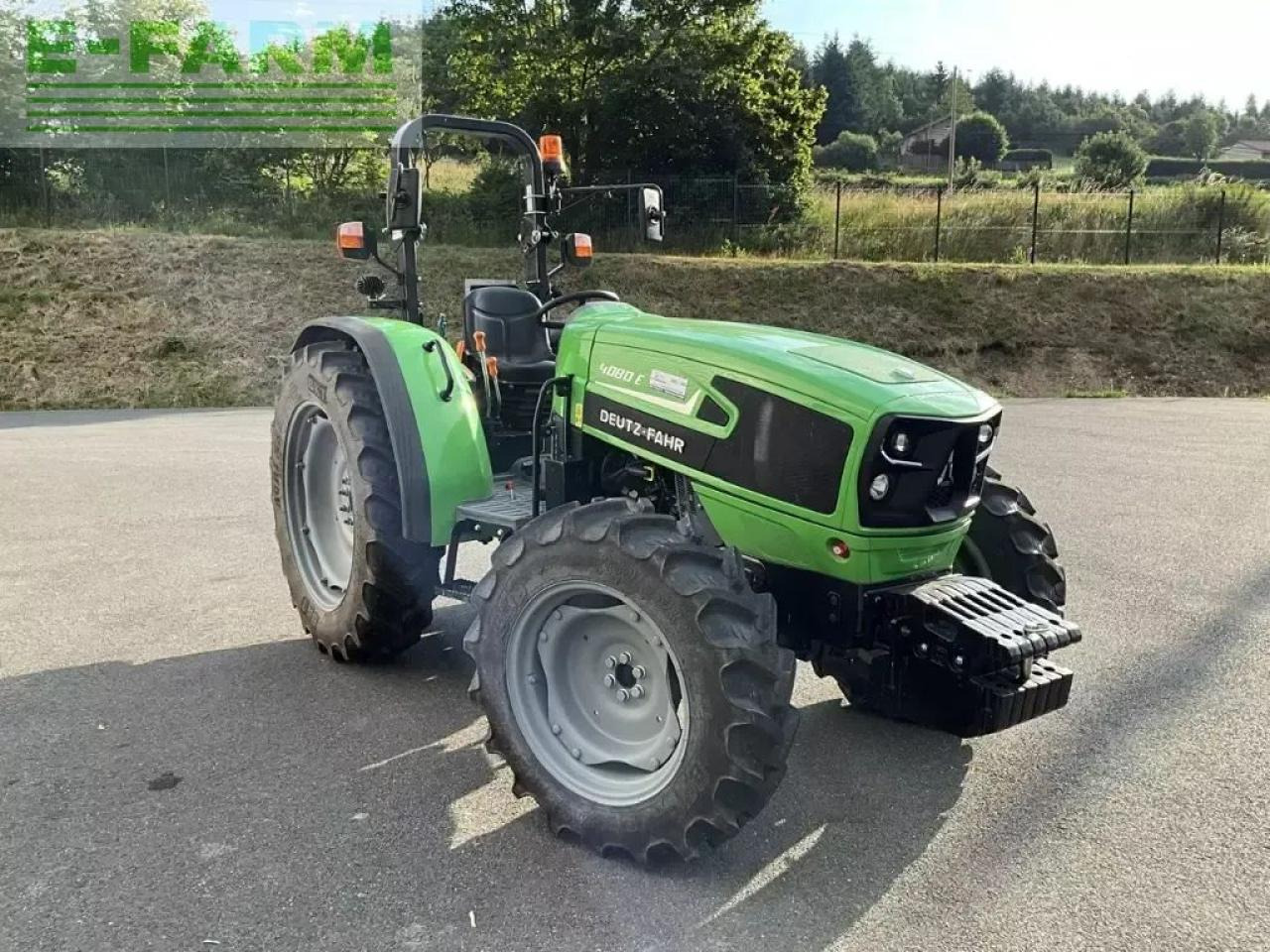 Deutz-Fahr 4080 e - Traktors: foto 2 Deutz-Fahr 4080 e - Traktors: foto 2