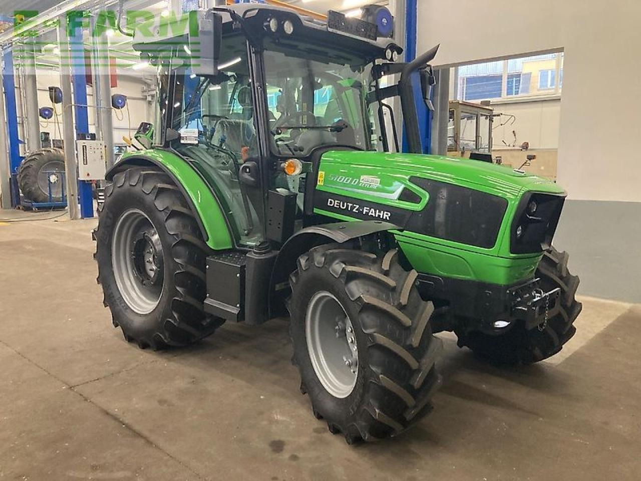 Deutz-Fahr 5100 d keyline ls Keyline - Traktors: foto 1 Deutz-Fahr 5100 d keyline ls Keyline - Traktors: foto 1