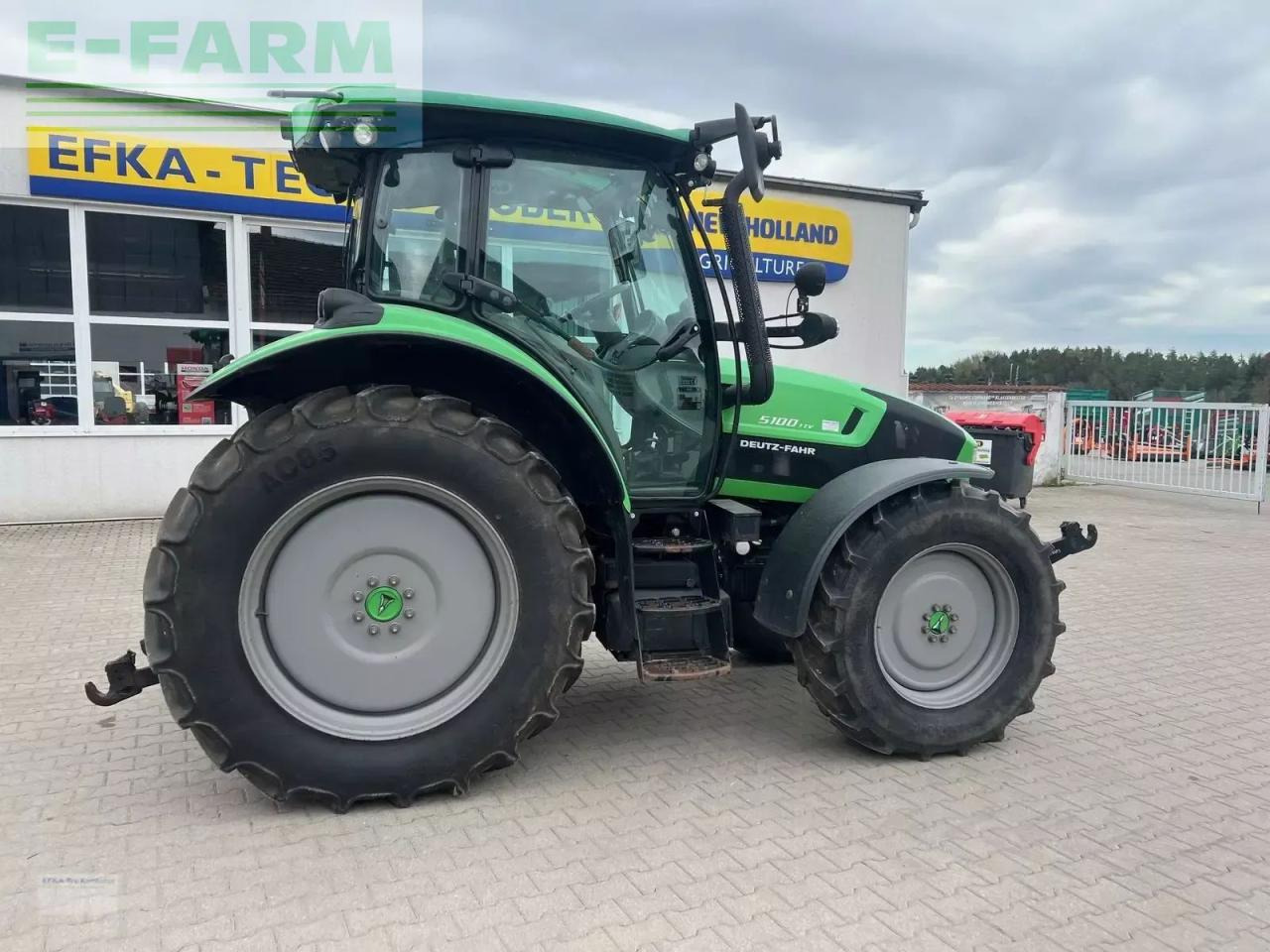 Deutz-Fahr 5100 ttv dt premium TTV - Traktors: foto 3 Deutz-Fahr 5100 ttv dt premium TTV - Traktors: foto 3