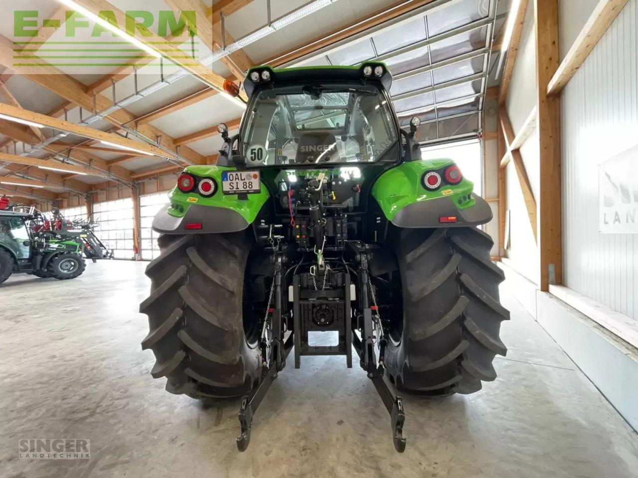 Deutz-Fahr 6160 powershift agrotron - Traktors: foto 4 Deutz-Fahr 6160 powershift agrotron - Traktors: foto 4