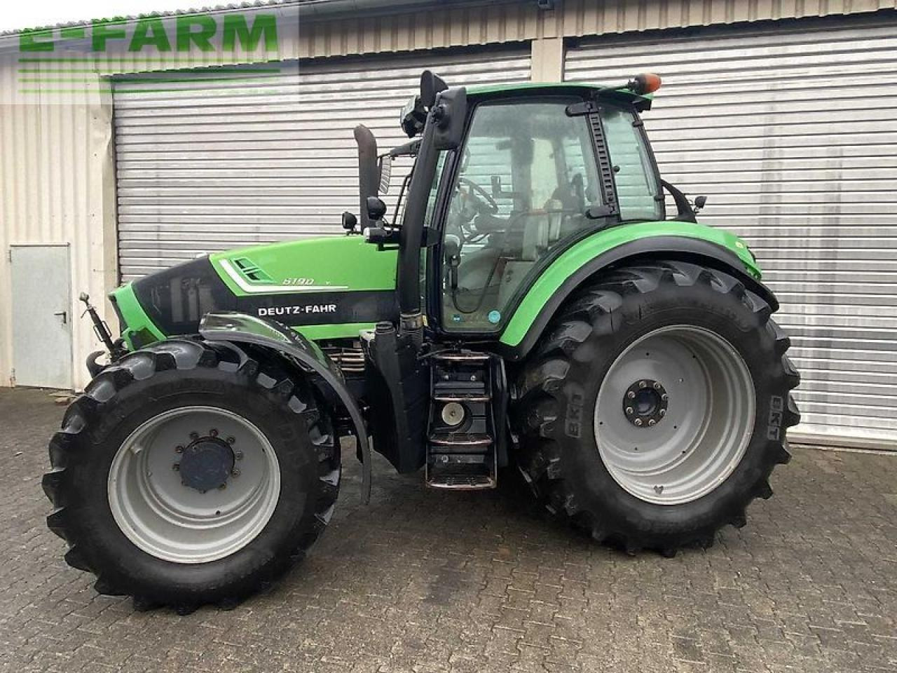 Deutz-Fahr 6190 agrotron ttv TTV - Traktors: foto 2 Deutz-Fahr 6190 agrotron ttv TTV - Traktors: foto 2