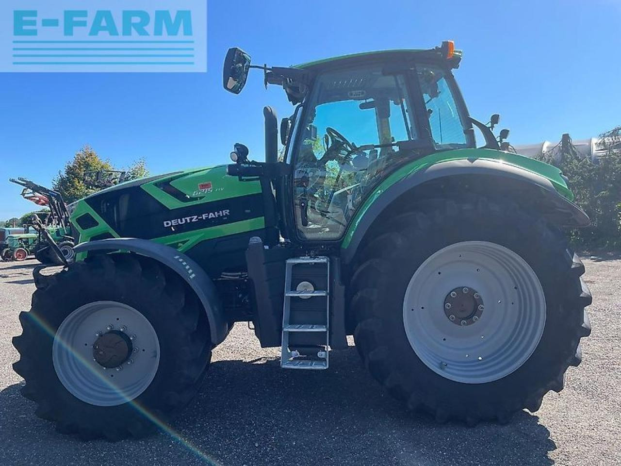 Deutz-Fahr 6215ttv - Traktors: foto 2 Deutz-Fahr 6215ttv - Traktors: foto 2