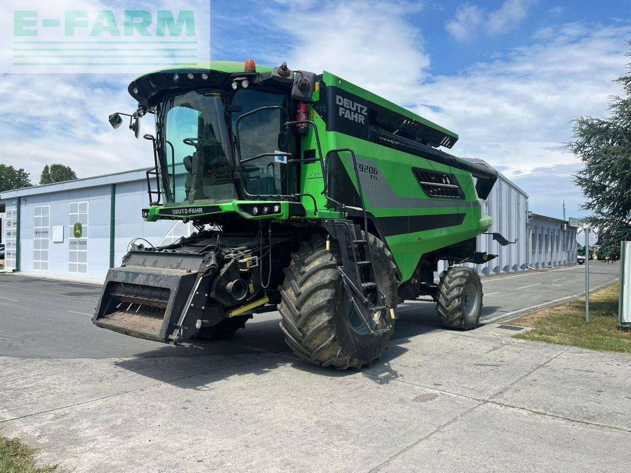 Deutz-Fahr C9206 TS - Labības kombains: foto 1 Deutz-Fahr C9206 TS - Labības kombains: foto 1