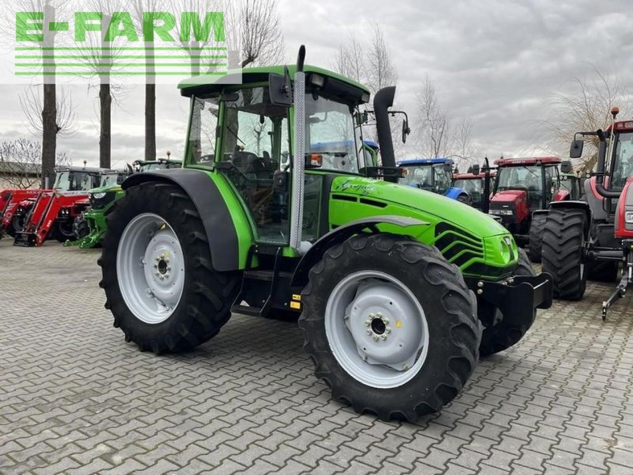 Deutz-Fahr agroplus 95 - Traktors: foto 4 Deutz-Fahr agroplus 95 - Traktors: foto 4