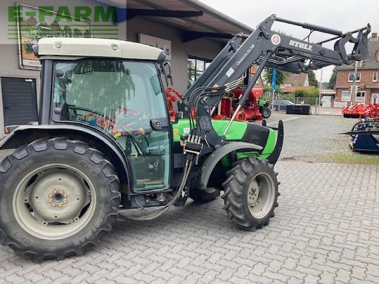 Deutz-Fahr agroplus f 430 gs F - Traktors: foto 4 Deutz-Fahr agroplus f 430 gs F - Traktors: foto 4