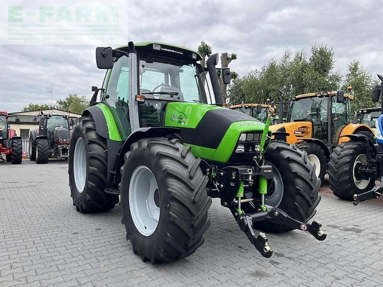 Deutz-Fahr agrotron 150 - Traktors: foto 3 Deutz-Fahr agrotron 150 - Traktors: foto 3