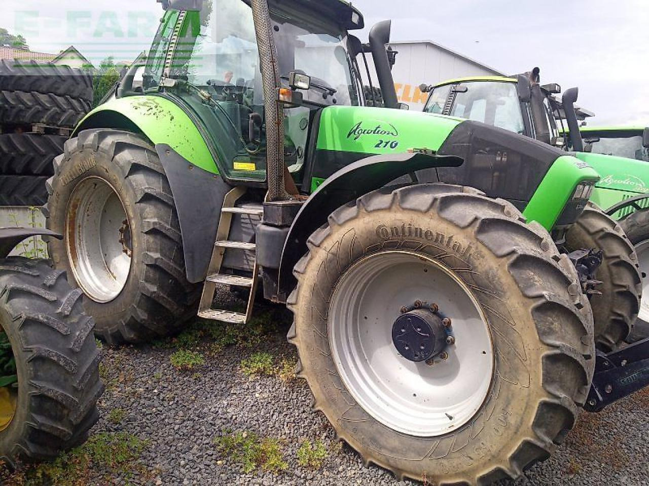 Deutz-Fahr agrotron 210 - Traktors: foto 2 Deutz-Fahr agrotron 210 - Traktors: foto 2