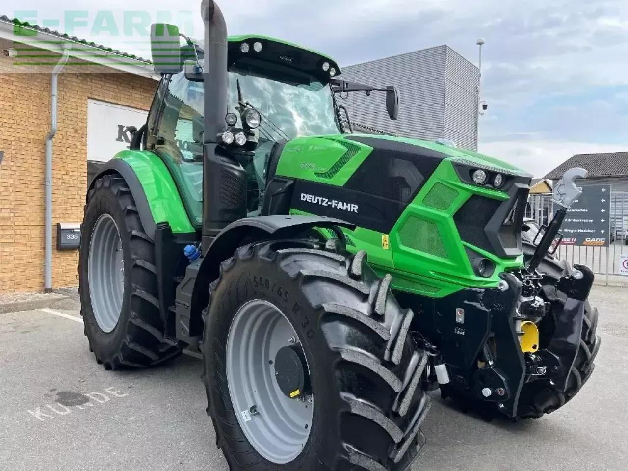 Deutz-Fahr agrotron 6175 ttv TTV - Traktors: foto 3 Deutz-Fahr agrotron 6175 ttv TTV - Traktors: foto 3